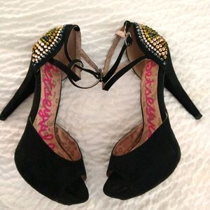 Betseyville By B. Johnson